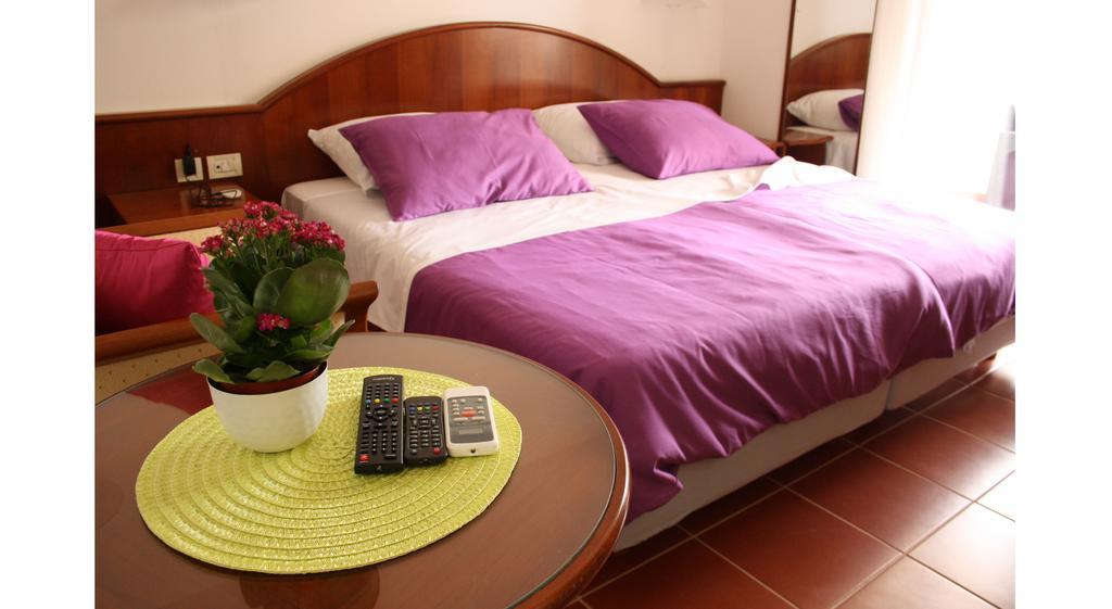 קאבטאט Guest House Sol חדר תמונה