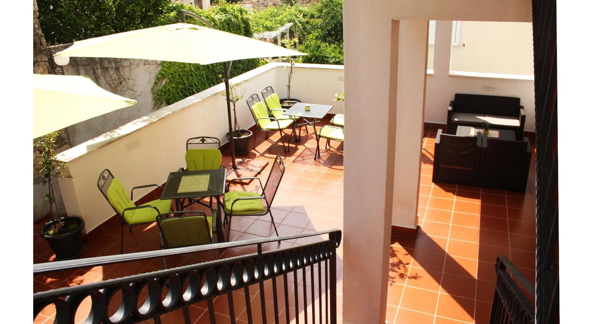 קאבטאט Guest House Sol מראה חיצוני תמונה
