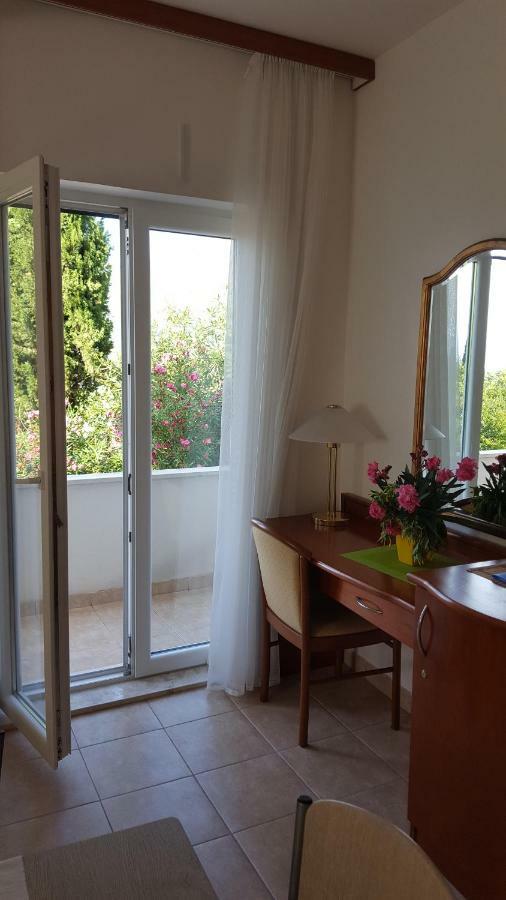 קאבטאט Guest House Sol מראה חיצוני תמונה